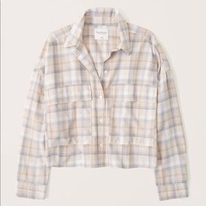 Abercrombie & Fitch Cropped Flannel Button-Up Shirt Cream Plaid Size Small NWT